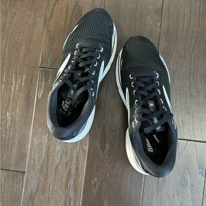 Brooks Ghost 15 size 8